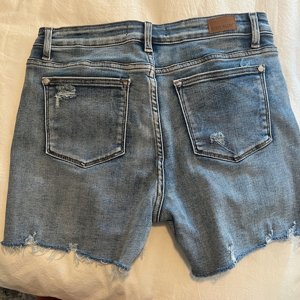 2 pair Judy Blue denim shirts L & XL - Picture 7 of 7